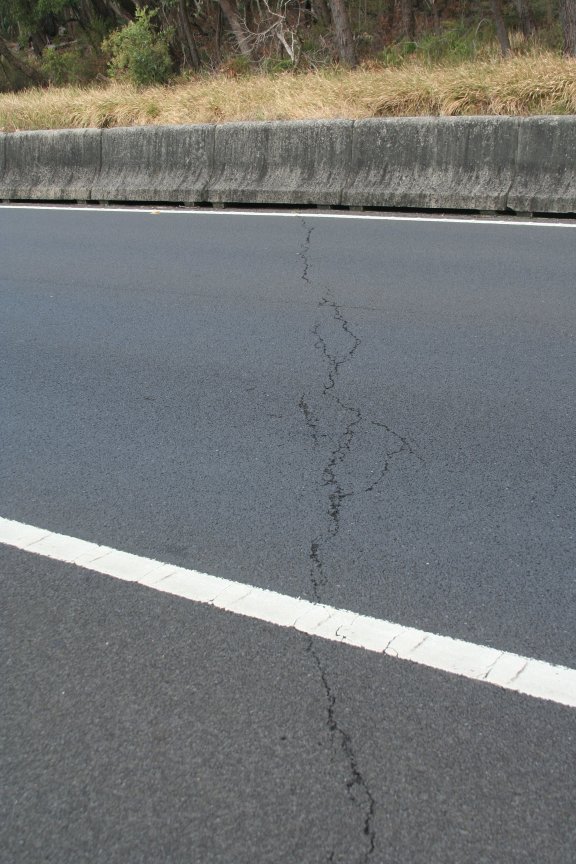 Long wall mining blamed for Ousley&nbsp;cracks