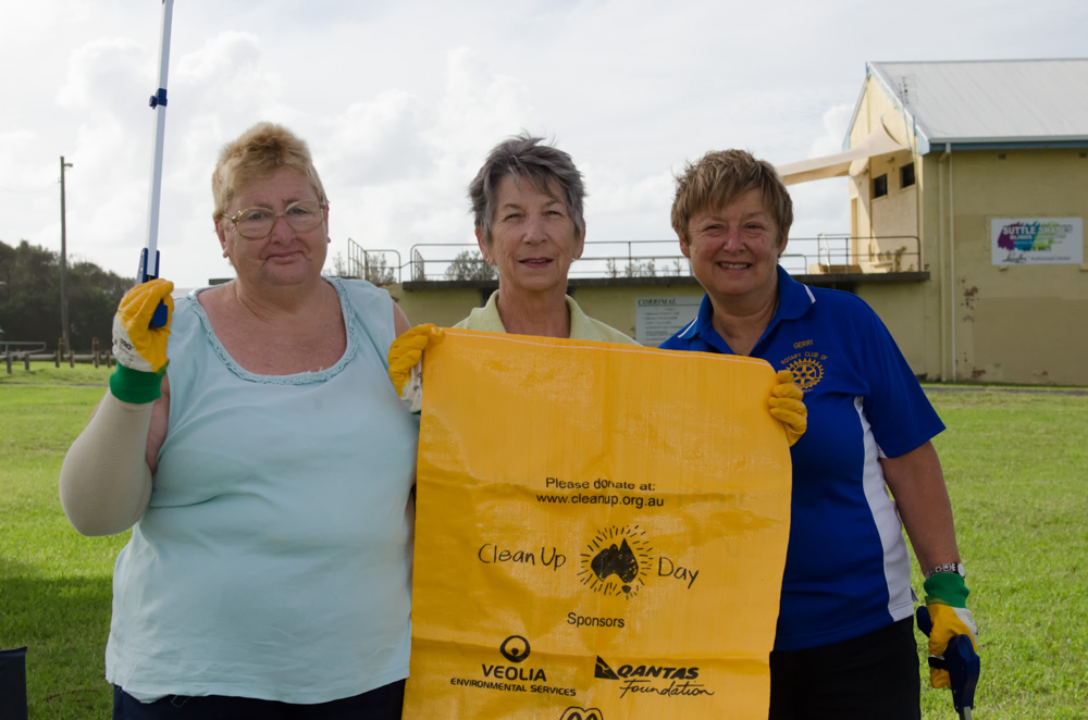 These three locals volunteered at Corrimal Beach on Sunday.