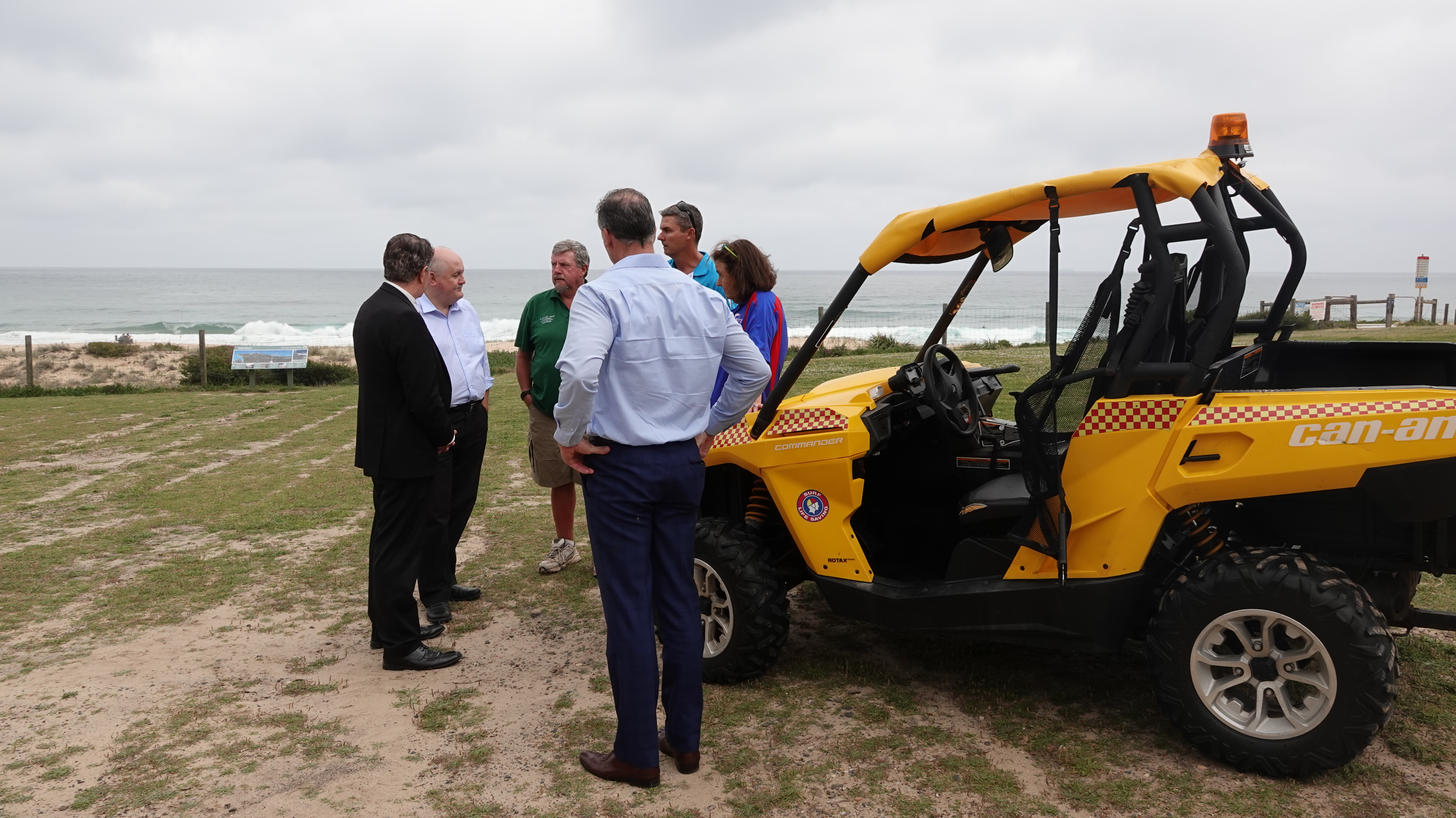 Safer beaches with new surf life saving oxygen resuscitators 22.02.2019