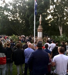 thirroul anzac service 2019 sandon point site 2