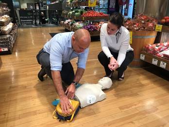 Northern Woolies stores install&nbsp;defibrillators