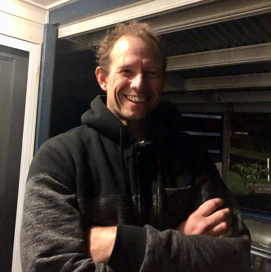 Thirroul surf life saver, hailed hero after Coledale rescue, honoured with&nbsp;award