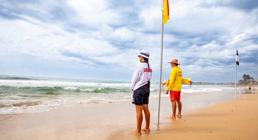 Flags set to go up on Illawarra&nbsp;beaches