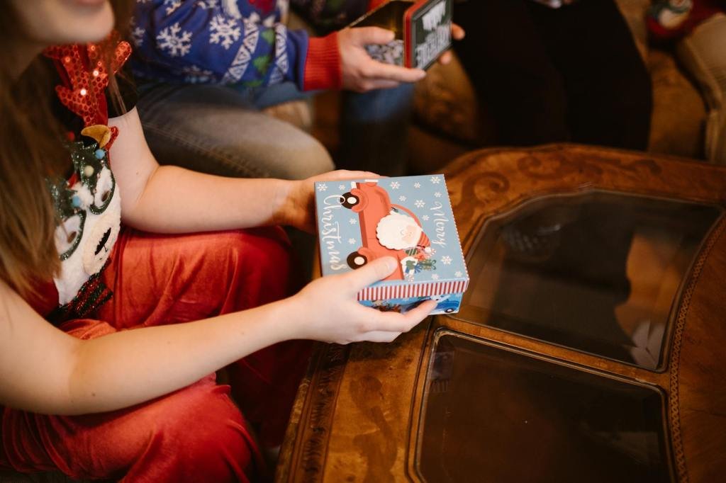 How you can help children in need this?Christmas